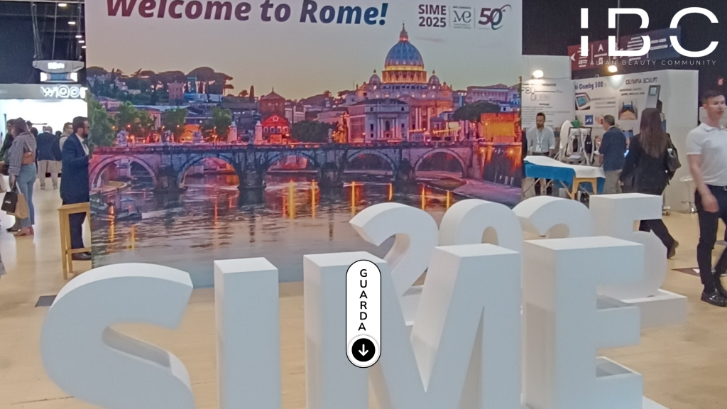Una panoramica dell'ingresso alla manifestazione